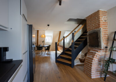 C29 Penthouse in Überlingen: stilvolle Ferienwohnung mit Dachterrasse, zentraler Lage und hochwertiger Ausstattung für Ihre Auszeit am Bodensee.