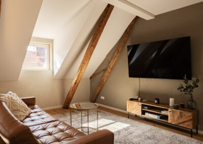 C29 Penthouse in Überlingen: stilvolle Ferienwohnung mit Dachterrasse, zentraler Lage und hochwertiger Ausstattung für Ihre Auszeit am Bodensee.